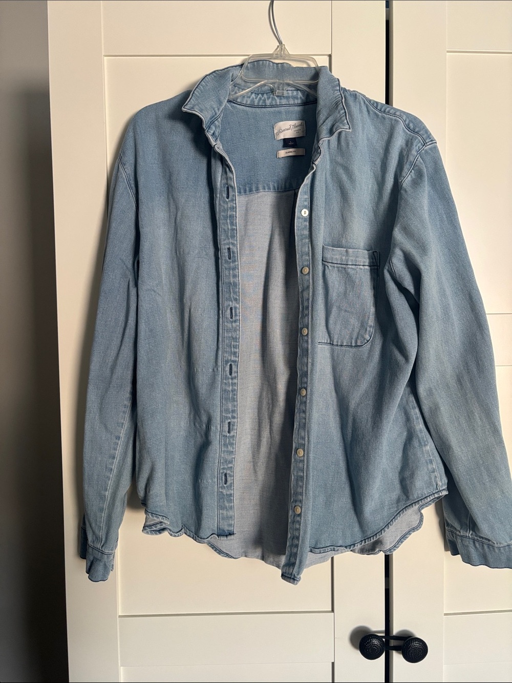 Universal Thread Light Blue Washed Denim Button-Up Shirt